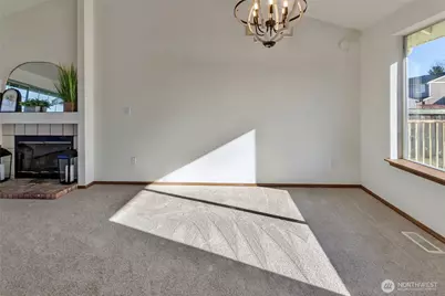 922 130th Street E, Tacoma, WA 98445 - Photo 8