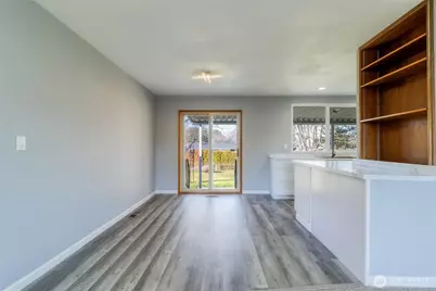 365 SE Highland Park Drive, College Place, WA 99324 - Photo 6