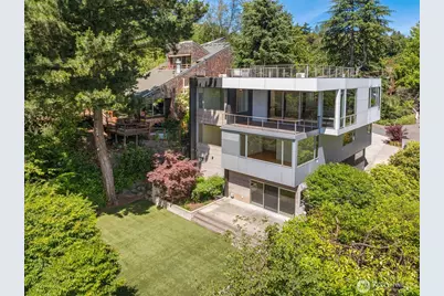 3431 E Superior Street, Seattle, WA 98122 - Photo 1