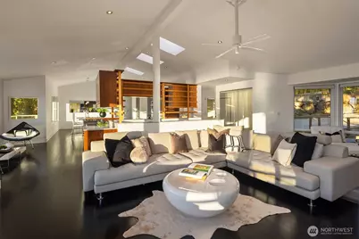 15733 25th Avenue SW, Burien, WA 98166 - Photo 8