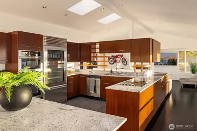 15733 25th Avenue SW, Burien, WA 98166 - Photo 14