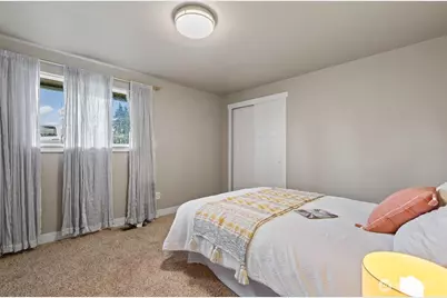 18331 38th Avenue S, SeaTac, WA 98188 - Photo 12