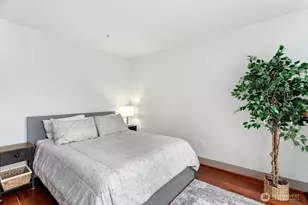 4547 8th Ave NE, Seattle, WA 98105 - Photo 12