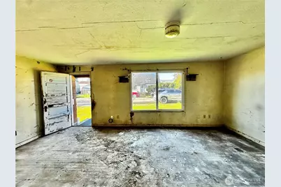 162 N Jeffries, Aberdeen, WA 98520 - Photo 2