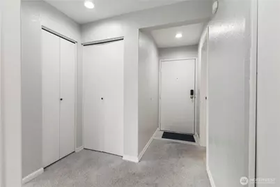 21925 7th Avenue S #101, Des Moines, WA 98198 - Photo 20