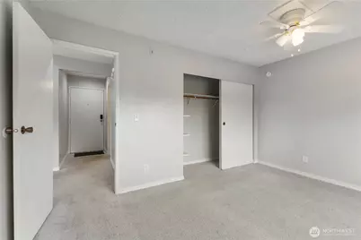 21925 7th Avenue S #101, Des Moines, WA 98198 - Photo 6