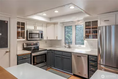 502 SW 317th Place, Federal Way, WA 98023 - Photo 10