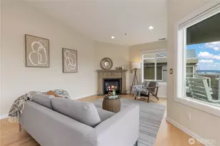 550 Dayton St, Edmonds, WA 98020 - Photo 8