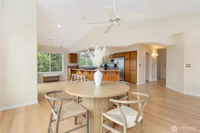 550 Dayton Street #201, Edmonds, WA 98020 - Photo 14