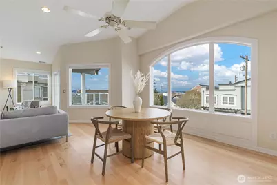 550 Dayton Street #201, Edmonds, WA 98020 - Photo 10