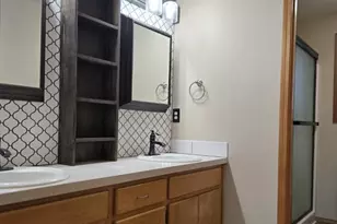 104 Westminster Dr, Kelso, WA 98626 - Photo 28