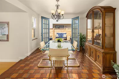 11252 Evanston Avenue N, Seattle, WA 98133 - Photo 16