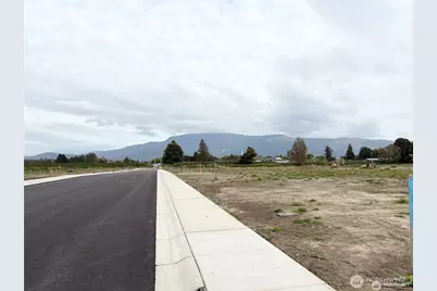 308 W 4th Street, Everson, WA 98247 - Photo 6