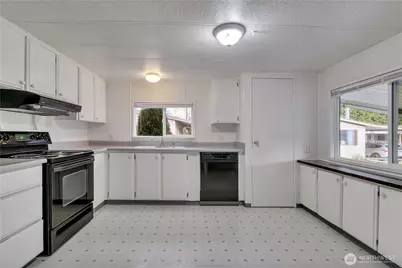 21809 107th Place SE #10, Kent, WA 98031 - Photo 8