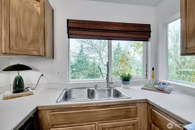 1915 11th Avenue S, Seattle, WA 98134 - Photo 18