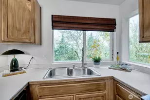 1915 11th Ave S, Seattle, WA 98134 - Photo 18