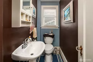 9225 Olympic View Dr, Edmonds, WA 98020 - Photo 14