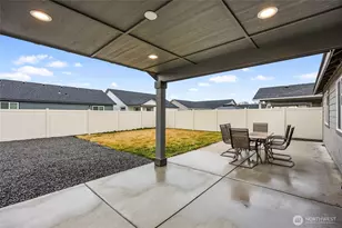 1104 W Maple Dr, Moses Lake, WA 98837 - Photo 22