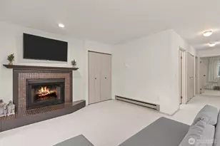 706 136th Pl NE, Bellevue, WA 98005 - Photo 8