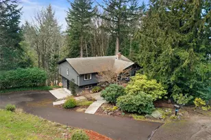 1945 Kaster Ct NE, Bremerton, WA 98311 - Photo 4