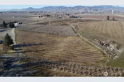 223 Old Riverside Hwy, Omak, WA 98841 - Photo 6