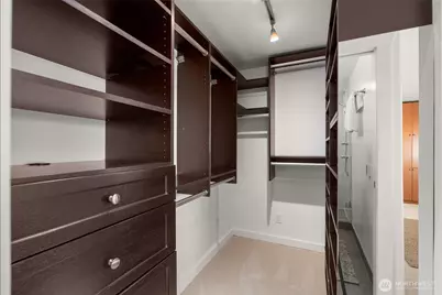 2572 13th Avenue W, Seattle, WA 98119 - Photo 20