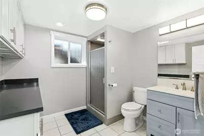 12563 SE 71st Street, Newcastle, WA 98056 - Photo 24