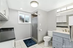 12563 SE 71st St, Newcastle, WA 98056 - Photo 24