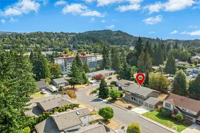 12563 SE 71st Street, Newcastle, WA 98056 - Photo 28