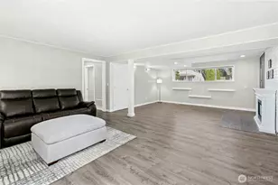 12563 SE 71st St, Newcastle, WA 98056 - Photo 18