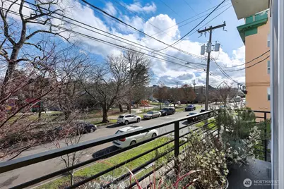 171 21st Avenue, Seattle, WA 98122 - Photo 8