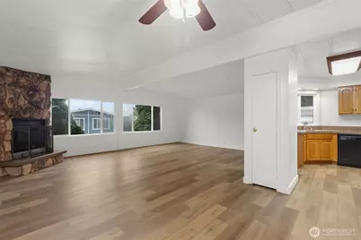 11436 SE 208th Street #7, Kent, WA 98031 - Photo 8