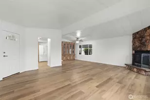 11436 SE 208th St, Kent, WA 98031 - Photo 4