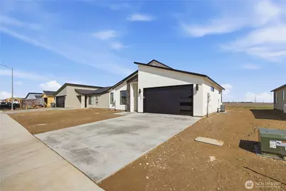 1134 E Mt Hood Street, Othello, WA 99344 - Photo 10