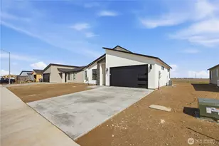 1134 E Mt Hood St, Othello, WA 99344 - Photo 10