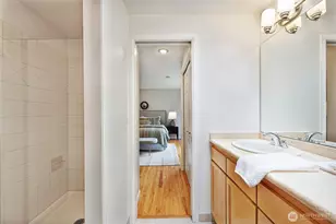 14627 SE Newport Way, Bellevue, WA 98006 - Photo 24