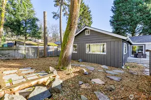 12343 11th Ave NE, Seattle, WA 98125 - Photo 32