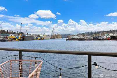 1080 W Ewing Street #E5, Seattle, WA 98119 - Photo 10