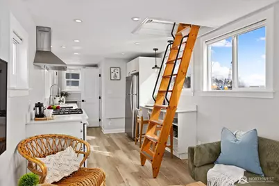 1080 W Ewing Street #E5, Seattle, WA 98119 - Photo 14