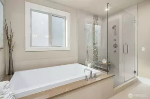 11234 NE 87th St, Kirkland, WA 98033 - Photo 18