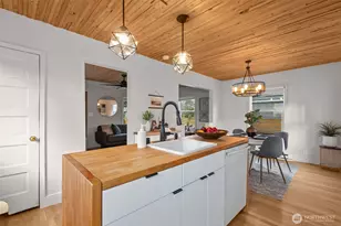 3915 SW Hinds St, Seattle, WA 98116 - Photo 14