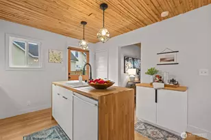 3915 SW Hinds St, Seattle, WA 98116 - Photo 10