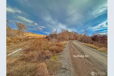 433 Eastlake Road, Oroville, WA 98844 - Photo 4