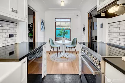 1120 17th Avenue #204, Seattle, WA 98122 - Photo 22