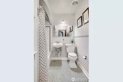1120 17th Avenue #204, Seattle, WA 98122 - Photo 30
