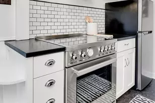 1120 17th Ave, Seattle, WA 98122 - Photo 20