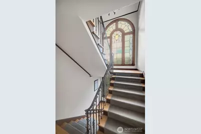 1120 17th Avenue #204, Seattle, WA 98122 - Photo 34