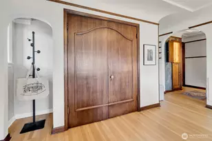 1120 17th Ave, Seattle, WA 98122 - Photo 10