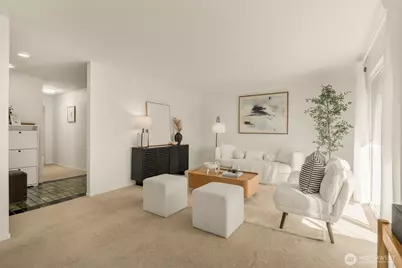 1425 S Puget Drive #I5, Renton, WA 98055 - Photo 4