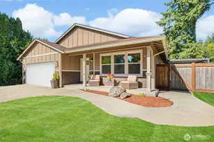 8515 166th St Ct E, Puyallup, WA 98375 - Photo 2